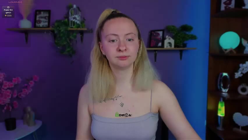 mila_glow Adult Chat April 27, 2026