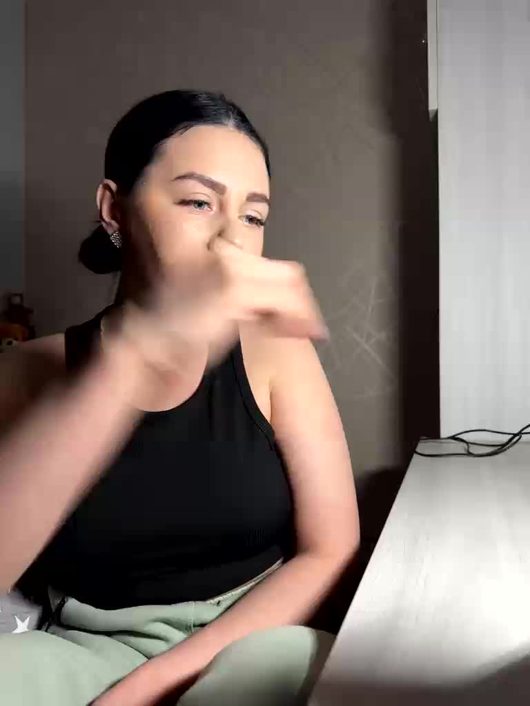 Mishkaa7771 Adult Chat April 27, 2026