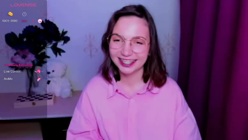 kindhazelhere_ Adult Chat April 27, 2026