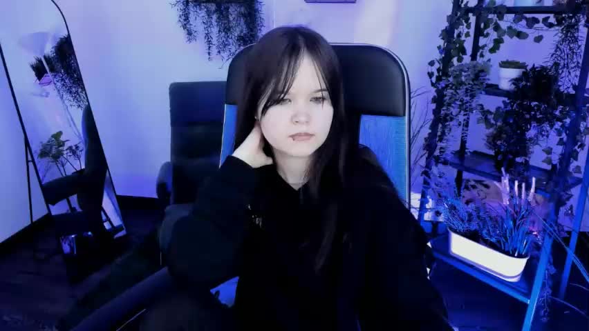 elainebeness Adult Chat April 27, 2026