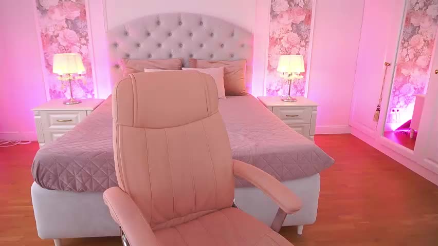 ashleybaee Adult Chat April 27, 2026