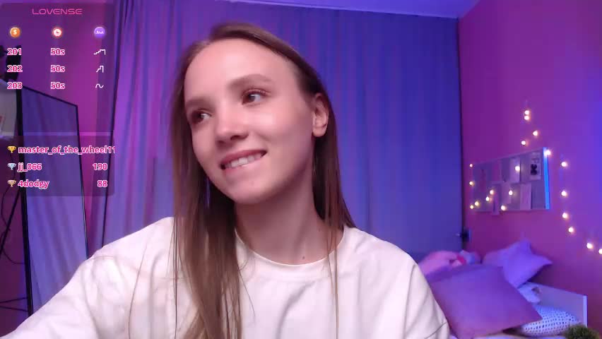adria_arjona Adult Chat April 28, 2026