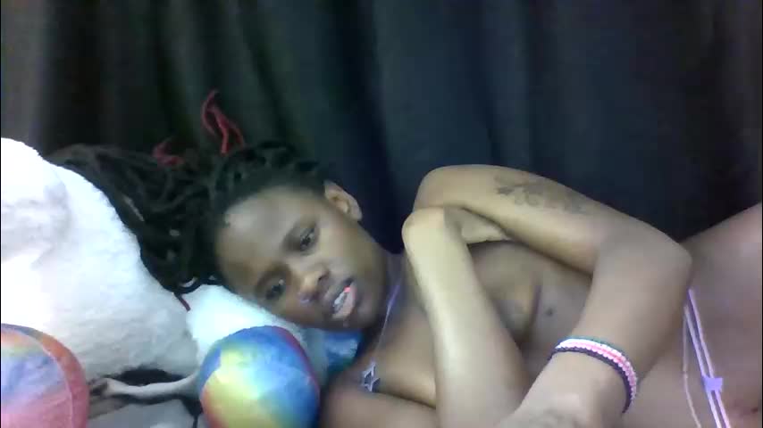 sexy_bree25 Adult Chat April 27, 2026
