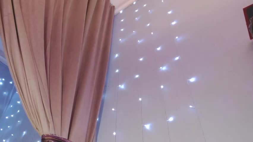 julia_renard Adult Chat April 27, 2026