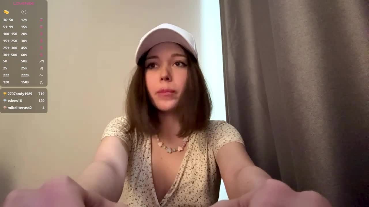 LupeVillari Adult Chat April 27, 2026