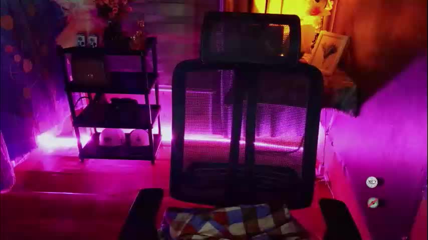 sweetjynn1995 Adult Chat April 27, 2026