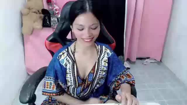 urpinay_christinexx Adult Chat April 28, 2026