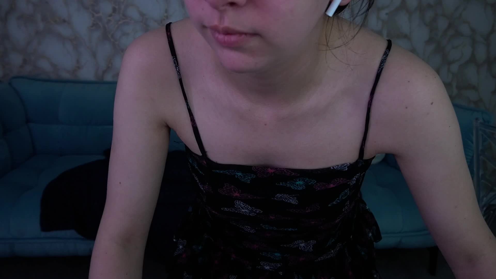 LiviaShy Adult Chat April 28, 2026
