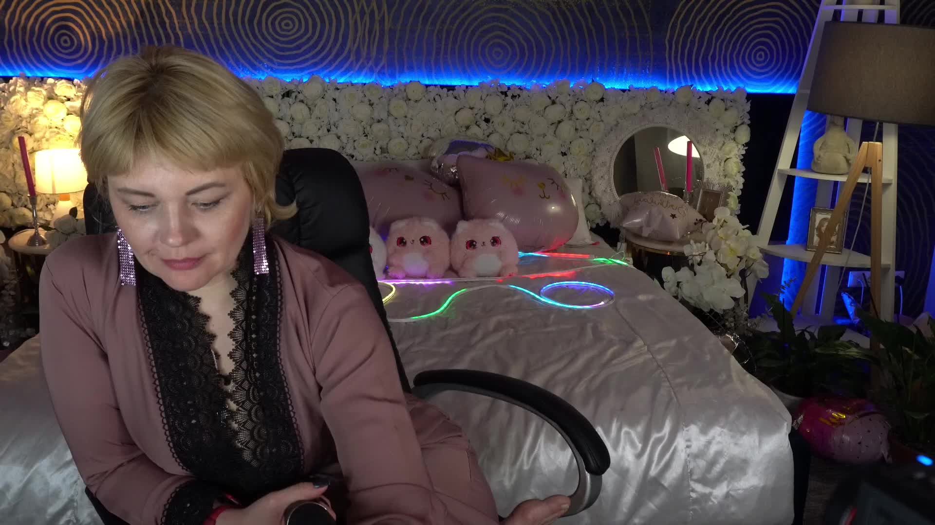 AmiraNight Adult Chat April 28, 2026