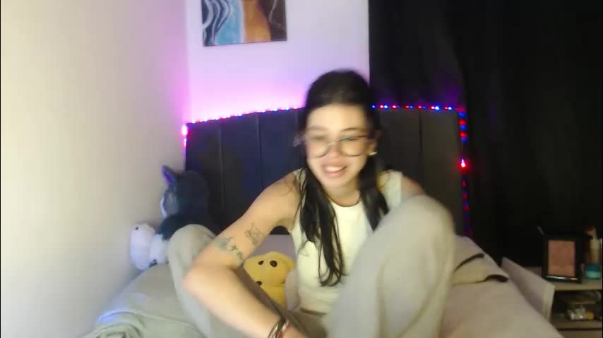 ily_bea Adult Chat April 28, 2026