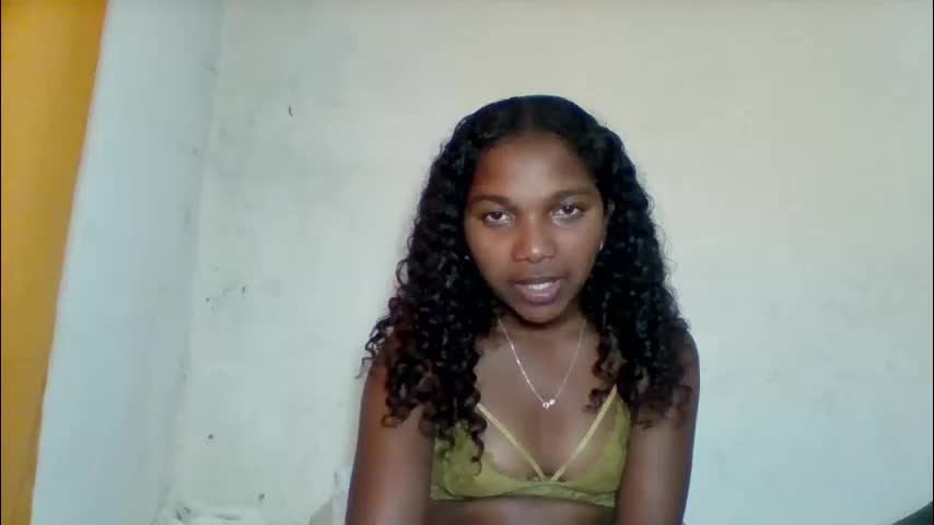 mila_lunah Adult Chat April 28, 2026
