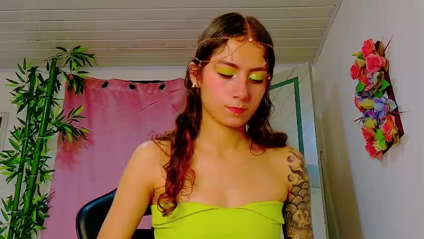 scarletjonesx Adult Chat April 28, 2026