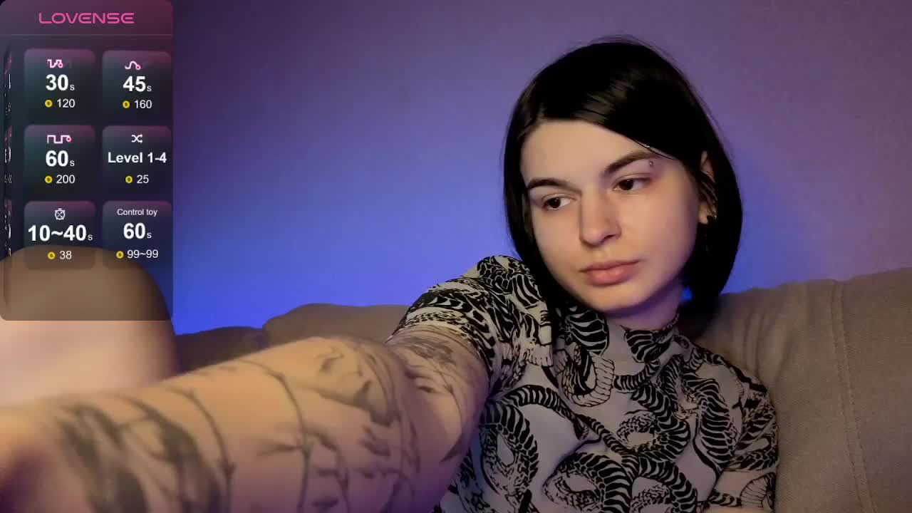 lololozhechka Adult Chat April 28, 2026