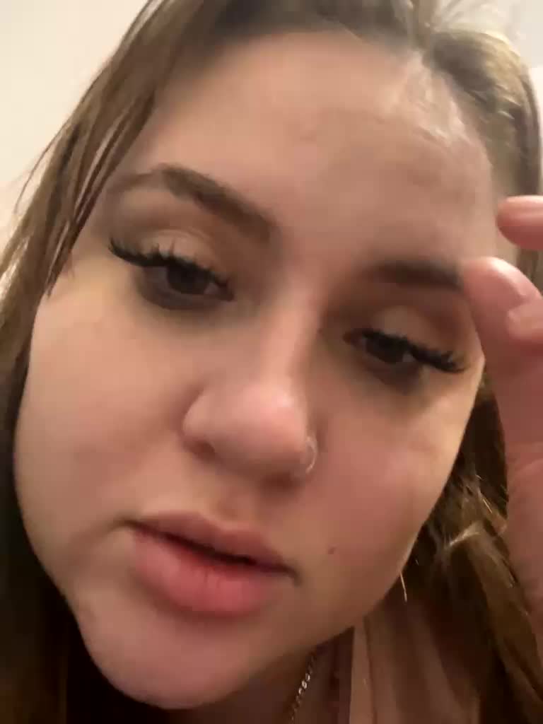 alina08 Adult Chat April 28, 2026