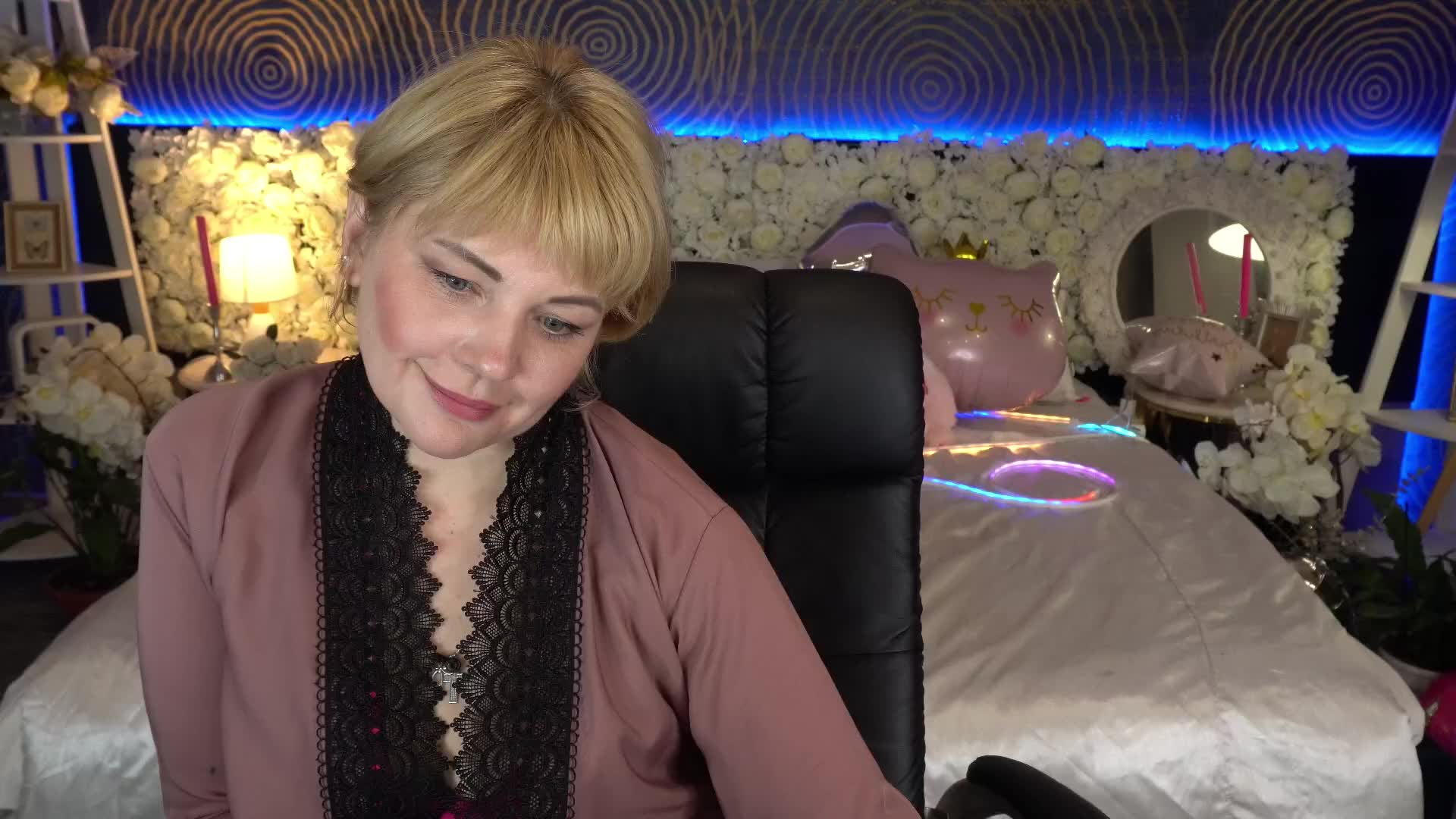 AmiraNight Adult Chat April 28, 2026