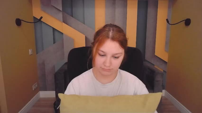 angelinalow Adult Chat April 28, 2026