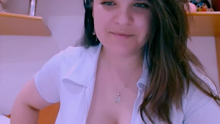 ella_diamonds Adult Chat April 28, 2026