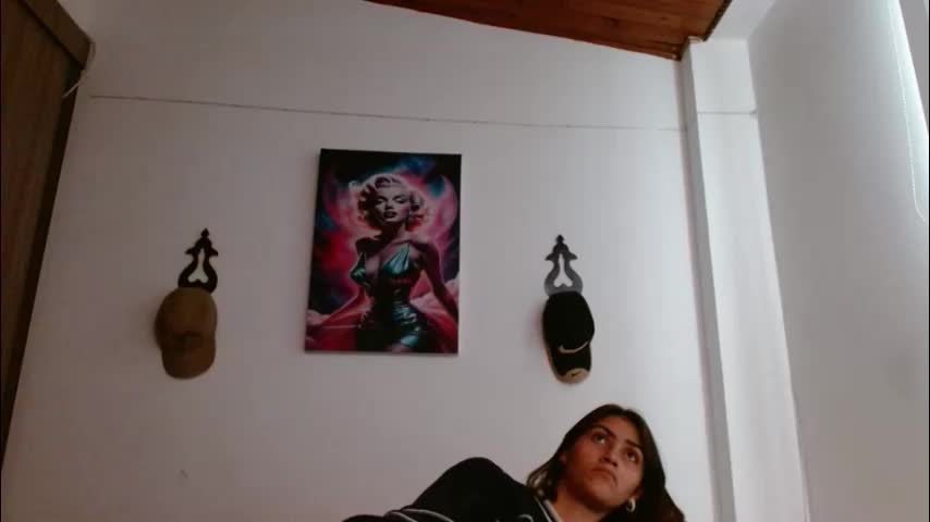 crystal_starx Adult Chat April 28, 2026