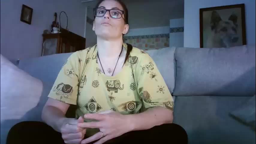 lolahueso Adult Chat April 28, 2026