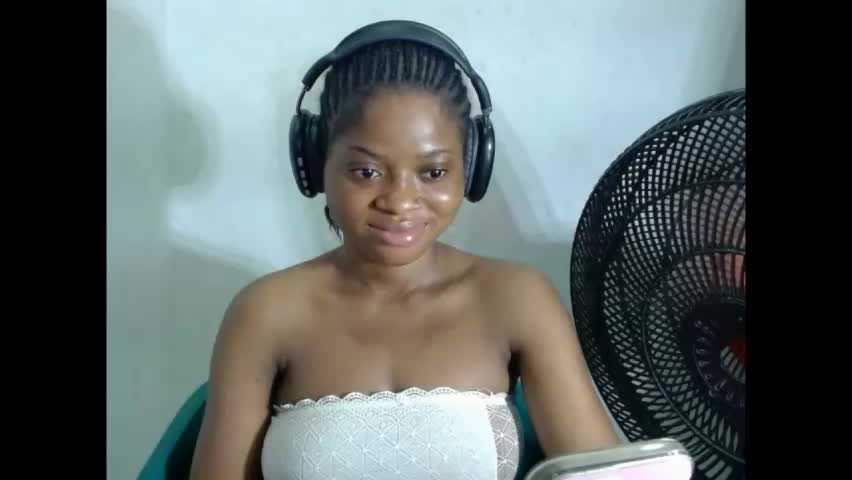 juicynpinkx Adult Chat April 28, 2026