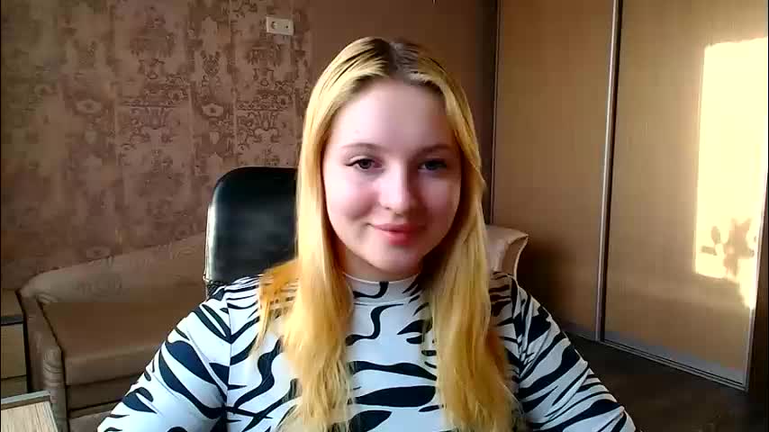 _mila_la_ Adult Chat April 28, 2026