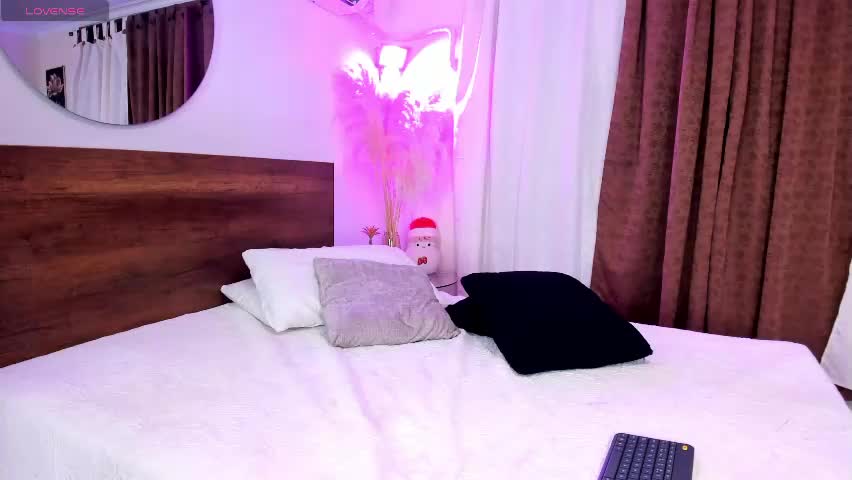 zhafiro_ Adult Chat April 28, 2026