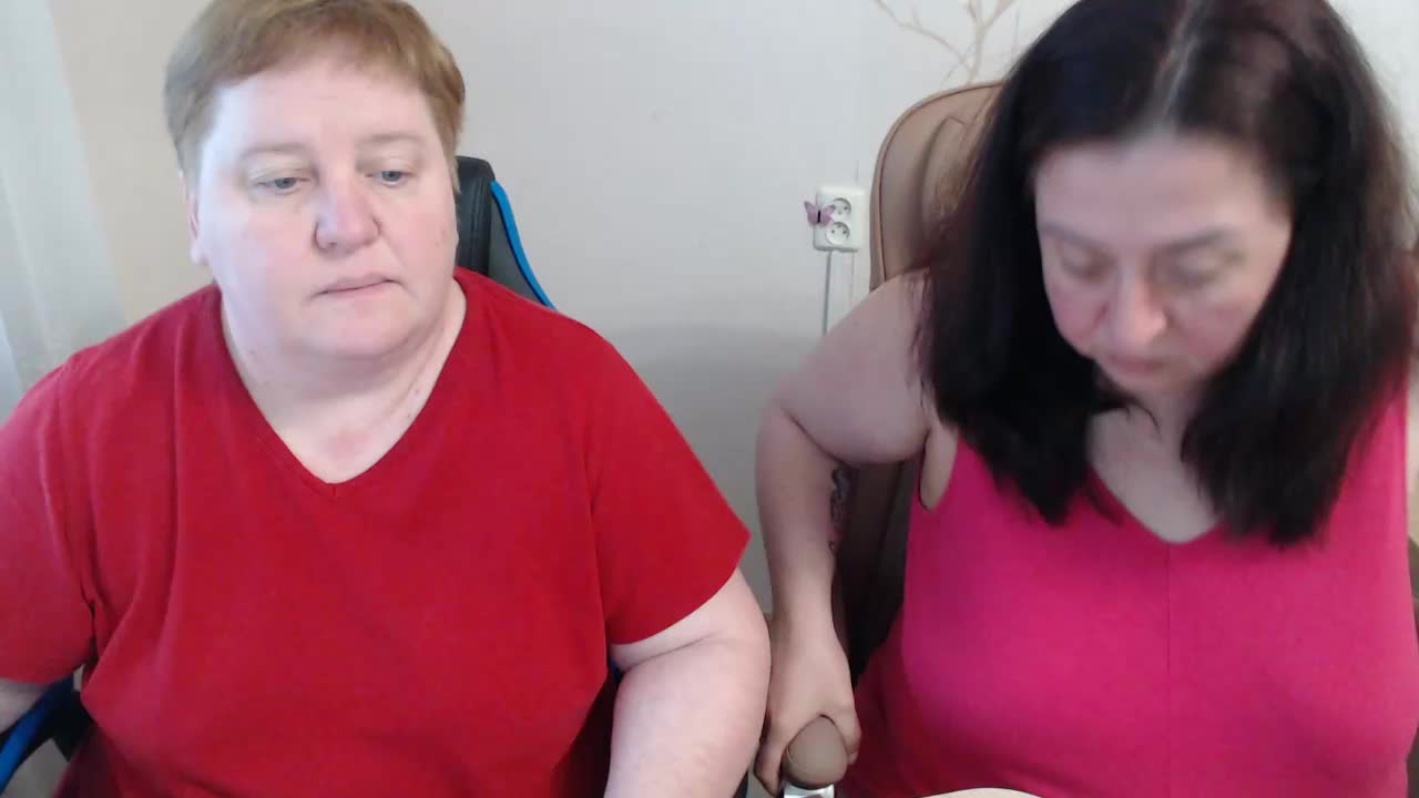 XMollyJaneEX Adult Chat April 28, 2026