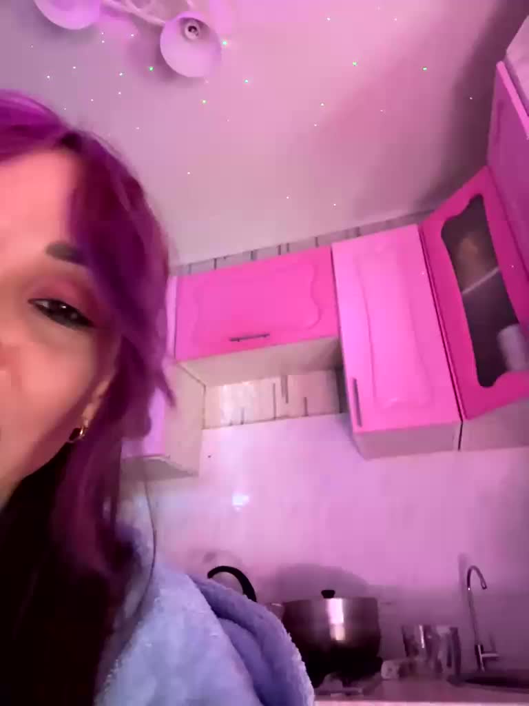VIP17CoupleDream Adult Chat April 28, 2026