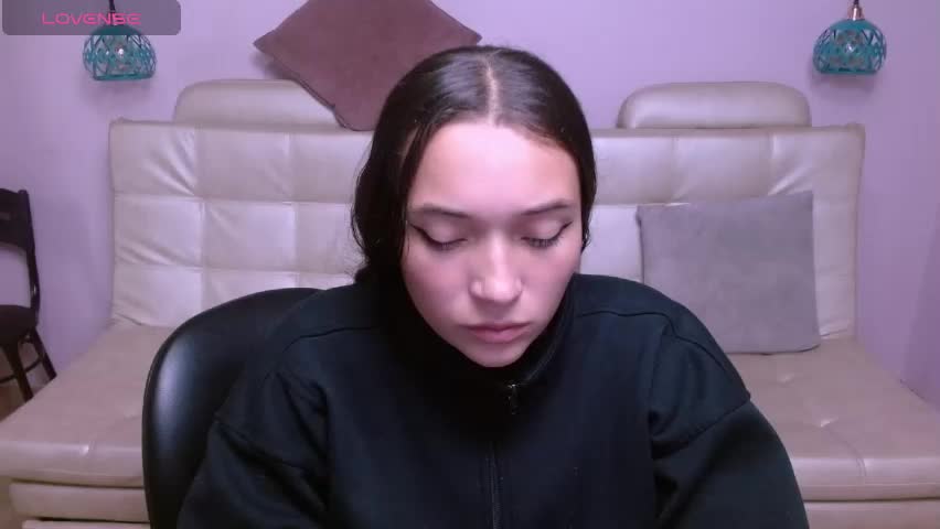 marianne_cam Adult Chat April 28, 2026