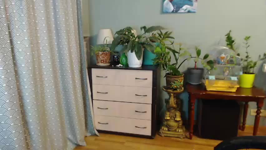 nika_black111 Adult Chat April 28, 2026