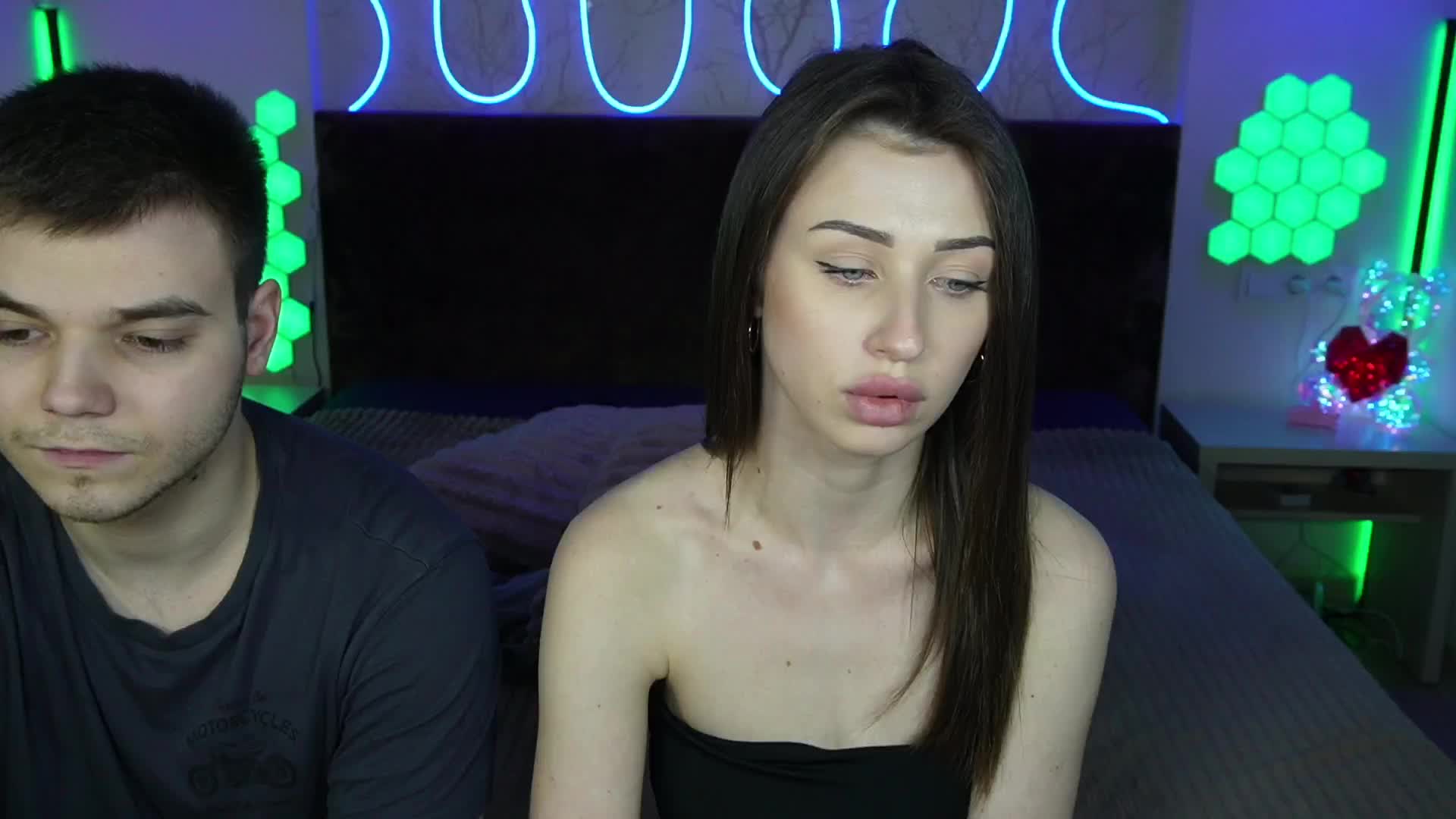 VikkiAndGeorge Adult Chat April 28, 2026