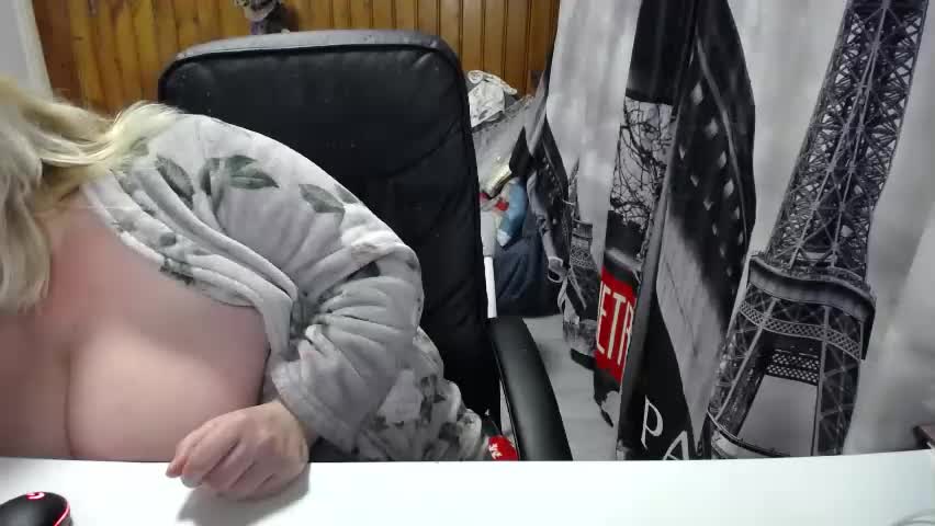 xxxnewlywedsxxx Adult Chat April 28, 2026