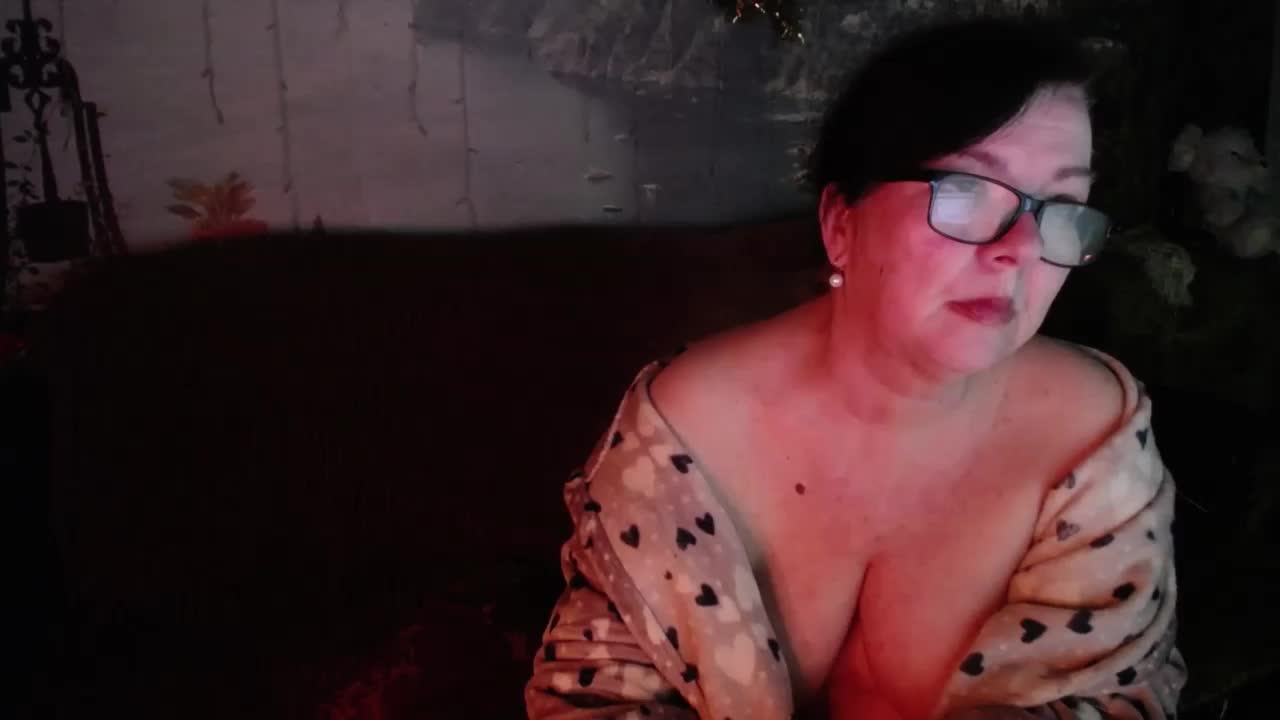 Lori20 Adult Chat April 28, 2026