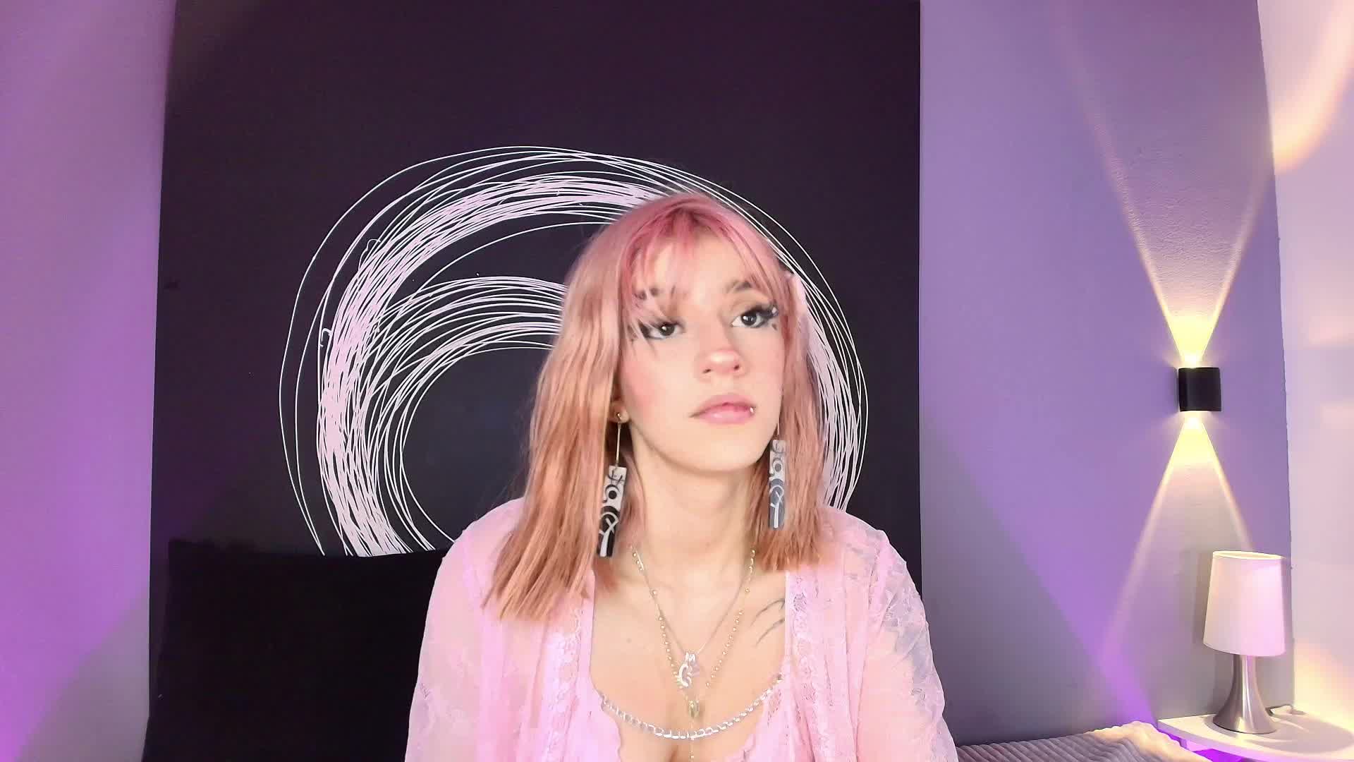 AlannaViera Adult Chat April 28, 2026