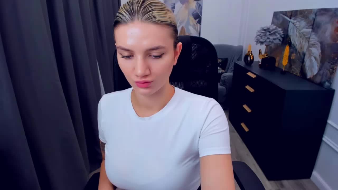 SelenaMoonlight Adult Chat April 28, 2026