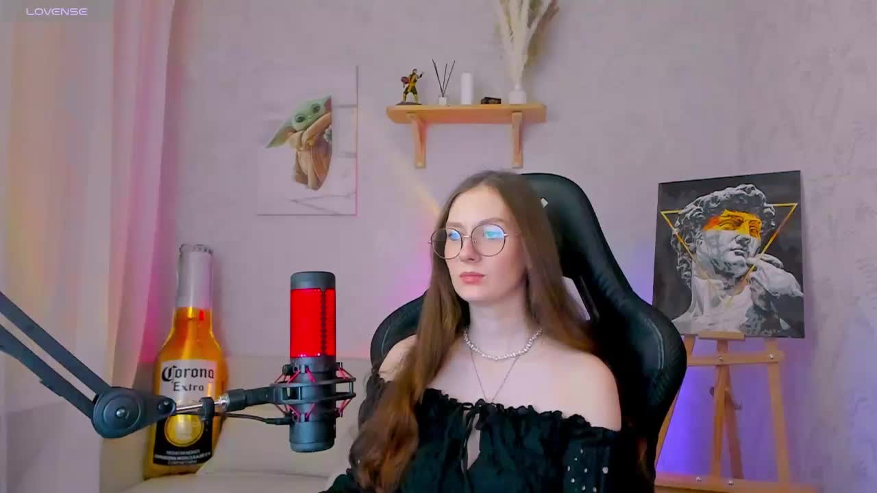 KiraRumGirl Adult Chat April 28, 2026
