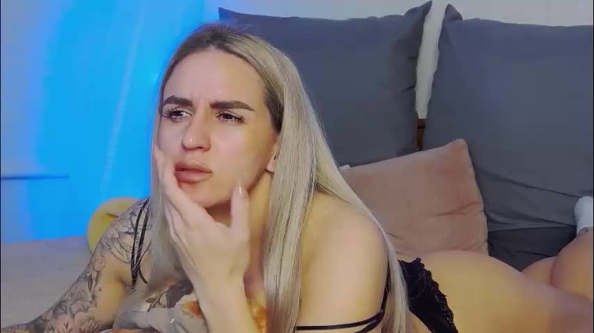 foxy_kimmi Adult Chat April 28, 2026