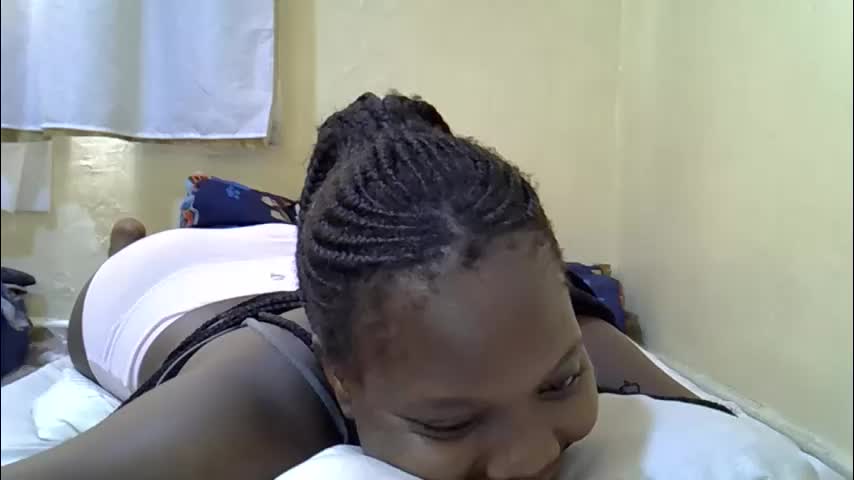 pretty_tiffany7 Adult Chat April 28, 2026