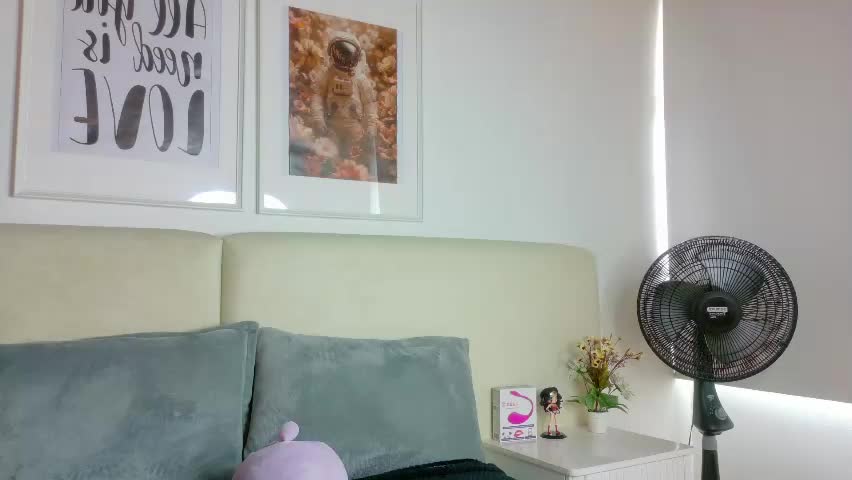 gabbie_danger_ Adult Chat April 28, 2026