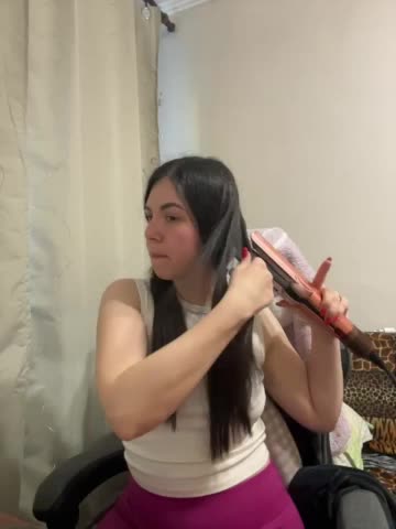 Vika19981 Adult Chat April 28, 2026