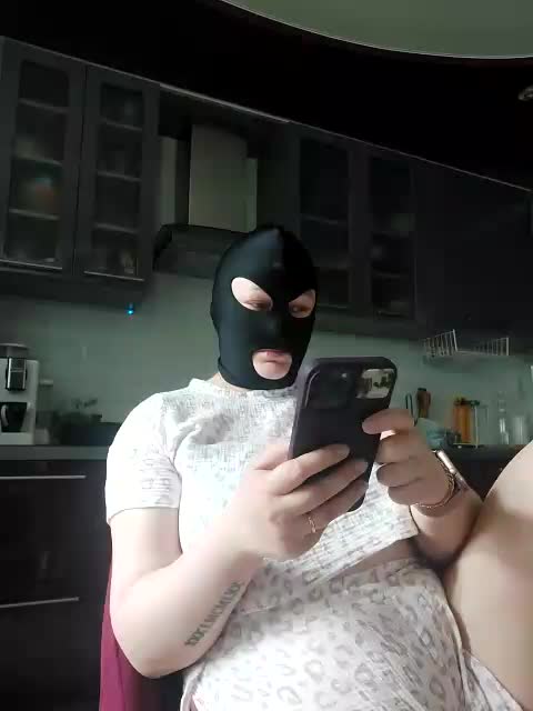 Marika1 Adult Chat April 28, 2026