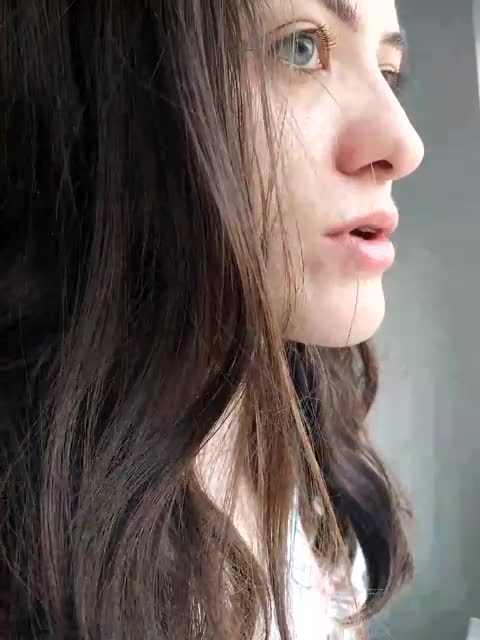 LuxeAngel Adult Chat April 28, 2026