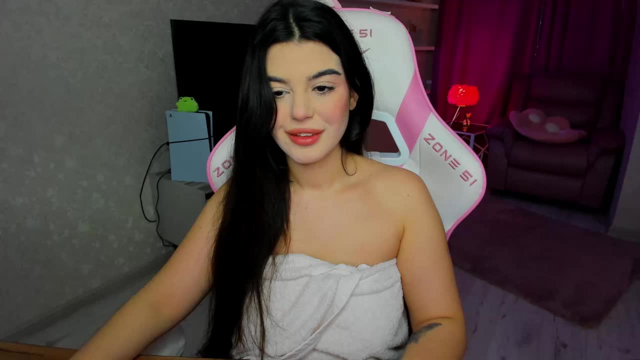 SnowingWinter Adult Chat April 28, 2026