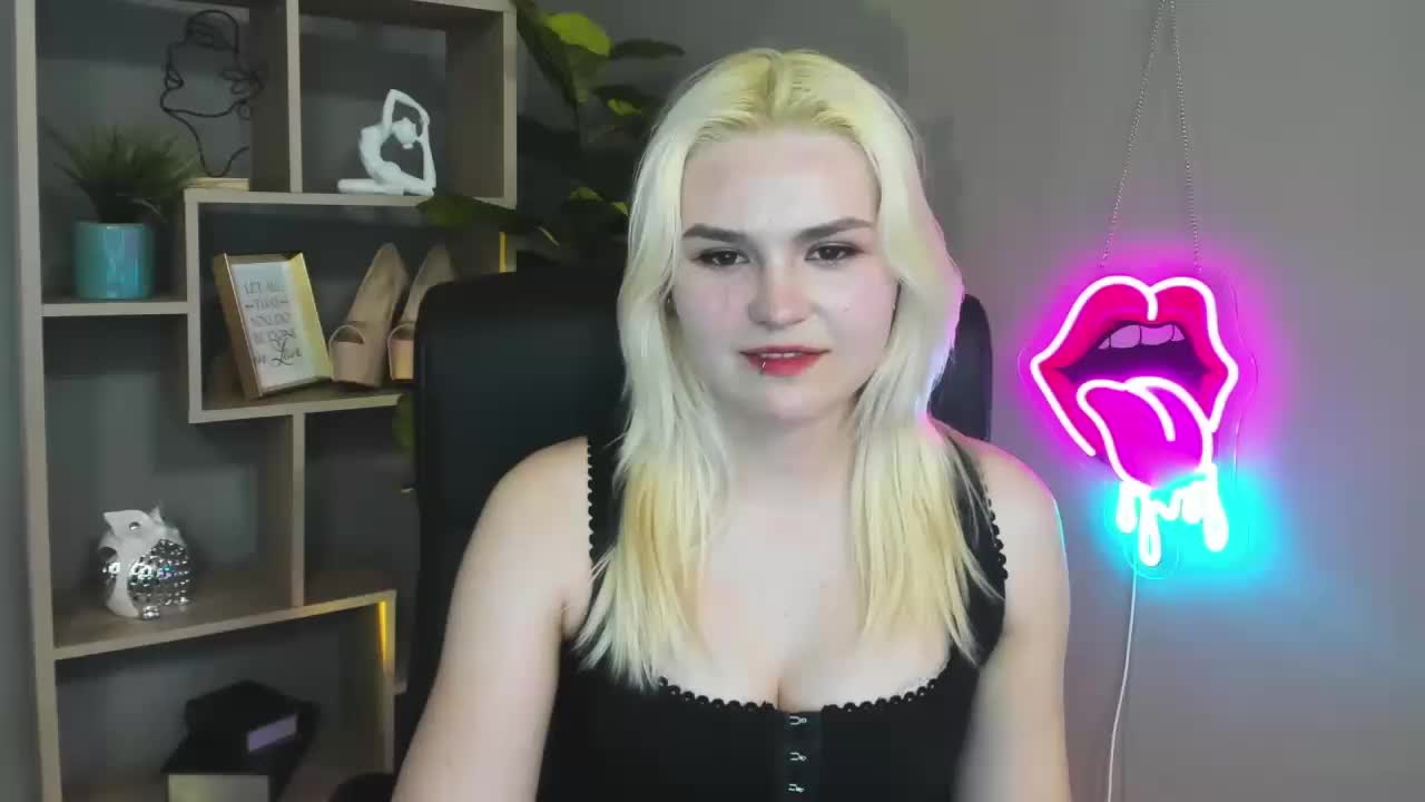 SweetLilyxo Adult Chat April 28, 2026