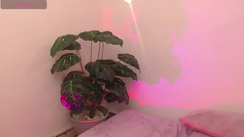 iris_joi Adult Chat April 28, 2026