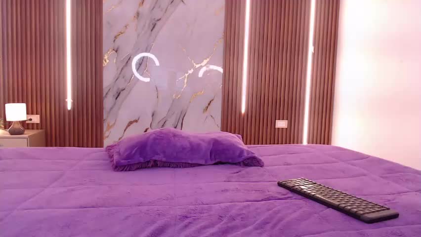aixa_shaw Adult Chat April 28, 2026