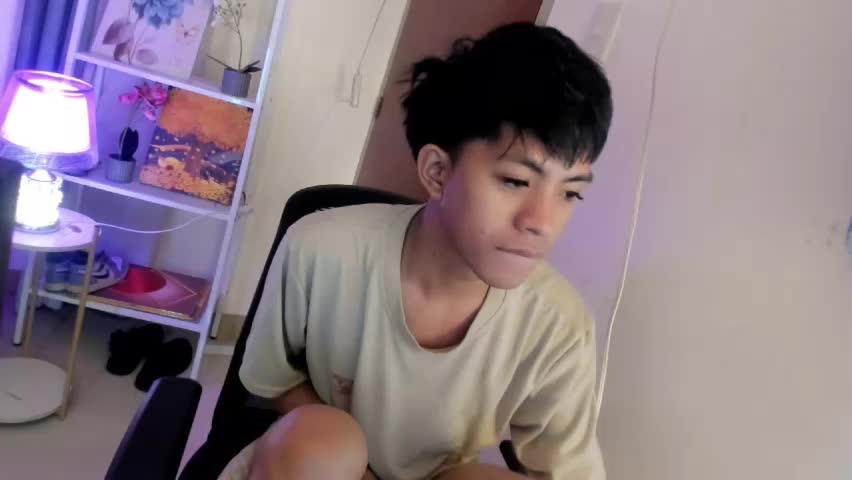 davincihugecock Adult Chat April 28, 2026