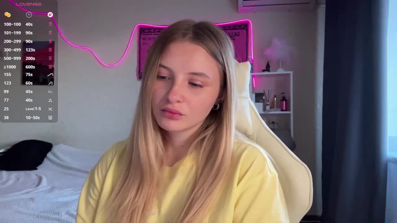 VictoriaMist Adult Chat April 28, 2026