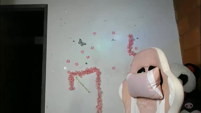 sophia_dazza398 Adult Chat April 28, 2026