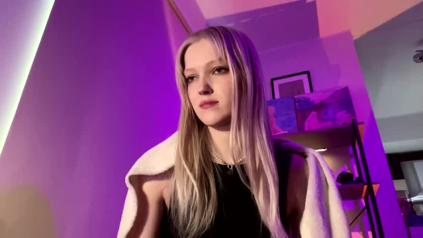 eloisepatwell Adult Chat April 28, 2026